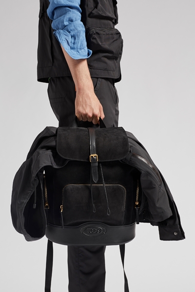 مجموعة Tod’s الرجالية لربيع وصيف 2020... تصاميم خفيفة بجودة عالية